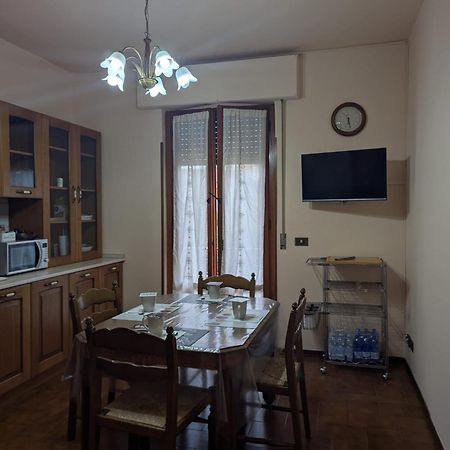 Due Passi In Val Di Chiana Apartment Arezzo Exterior photo